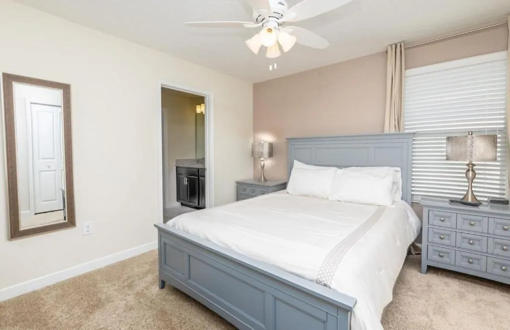 Holiday home Cozy Family Friendly 6 Bed Home With Pool Davenport
